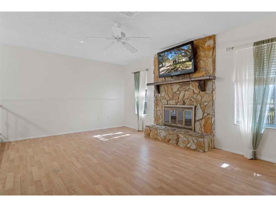 8291 Arab Lane Spring Hill FL 34608 W7880827 image7