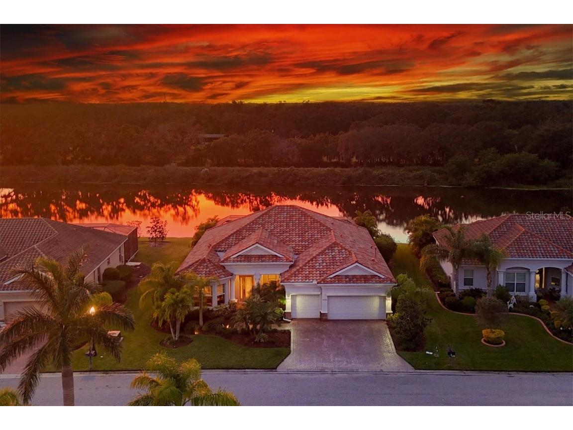 8292 Barton Farms Boulevard Sarasota FL 34240 A4592490 image1