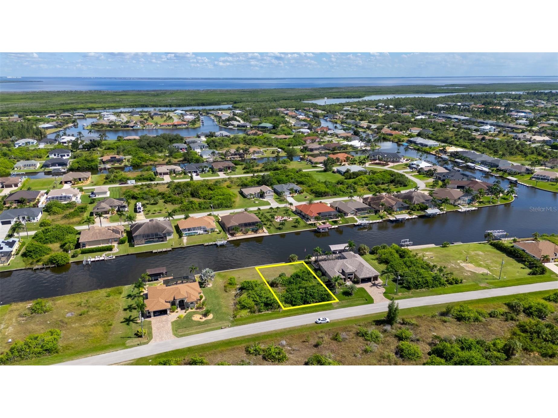 8292 Tecumseh Circle Port Charlotte FL 33981 - TECUMSEH WATERWAY C7516328 image1