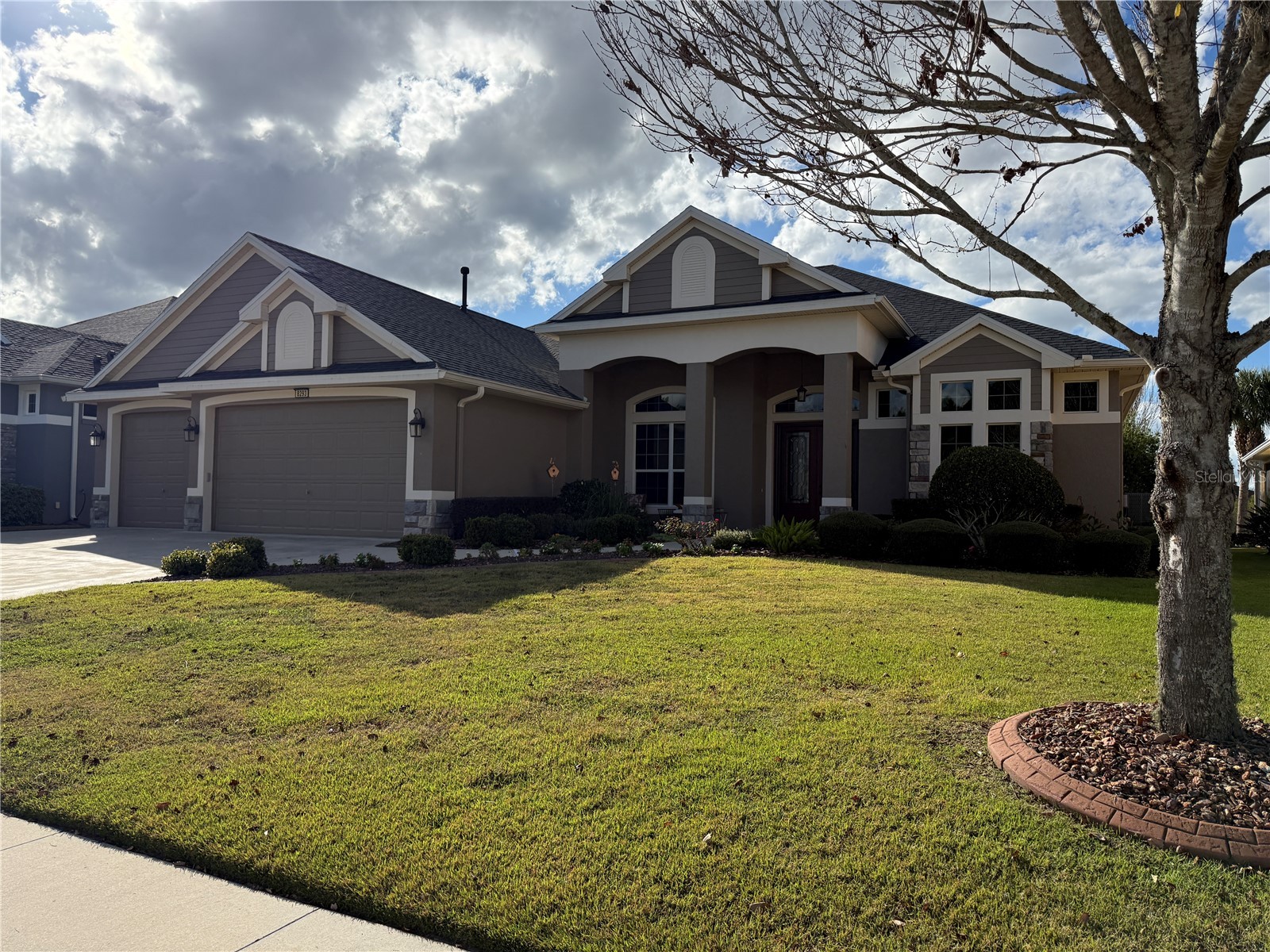 8293 Bridgeport Bay Circle Mount Dora FL 32757 G5107307 image1
