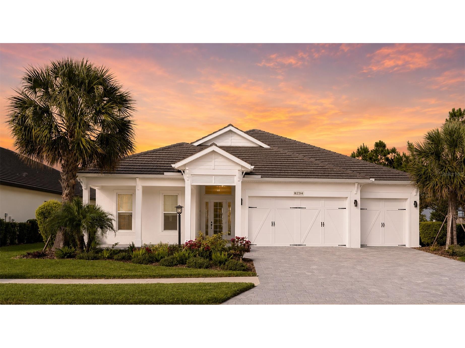 8294 Grande Shores Drive Sarasota FL 34240 A4694938 image1