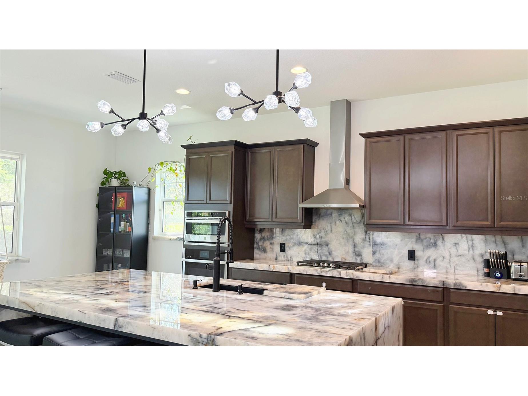 8294 Grande Shores Drive Sarasota FL 34240 A4694938 image14