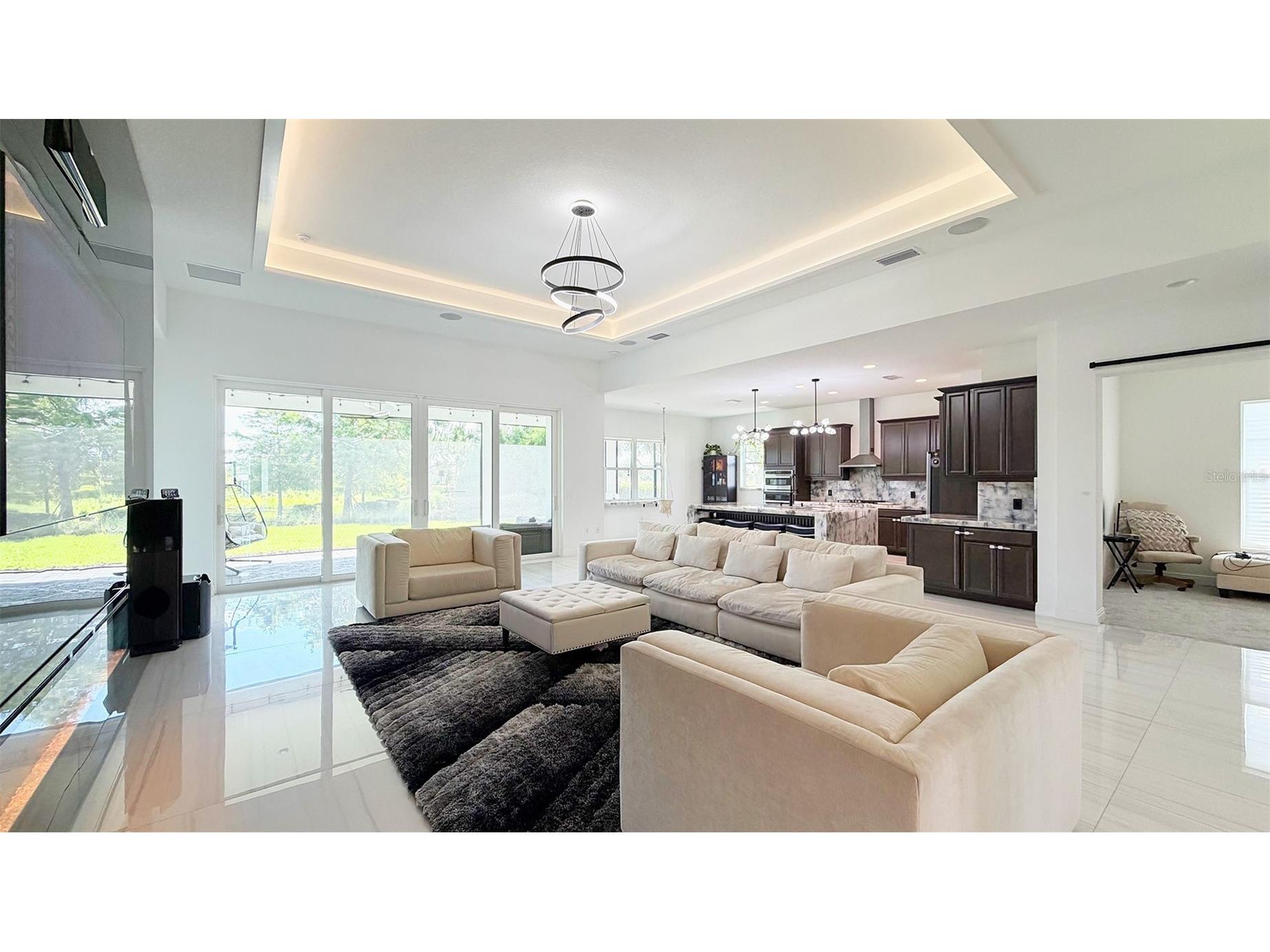 8294 Grande Shores Drive Sarasota FL 34240 A4694938 image17