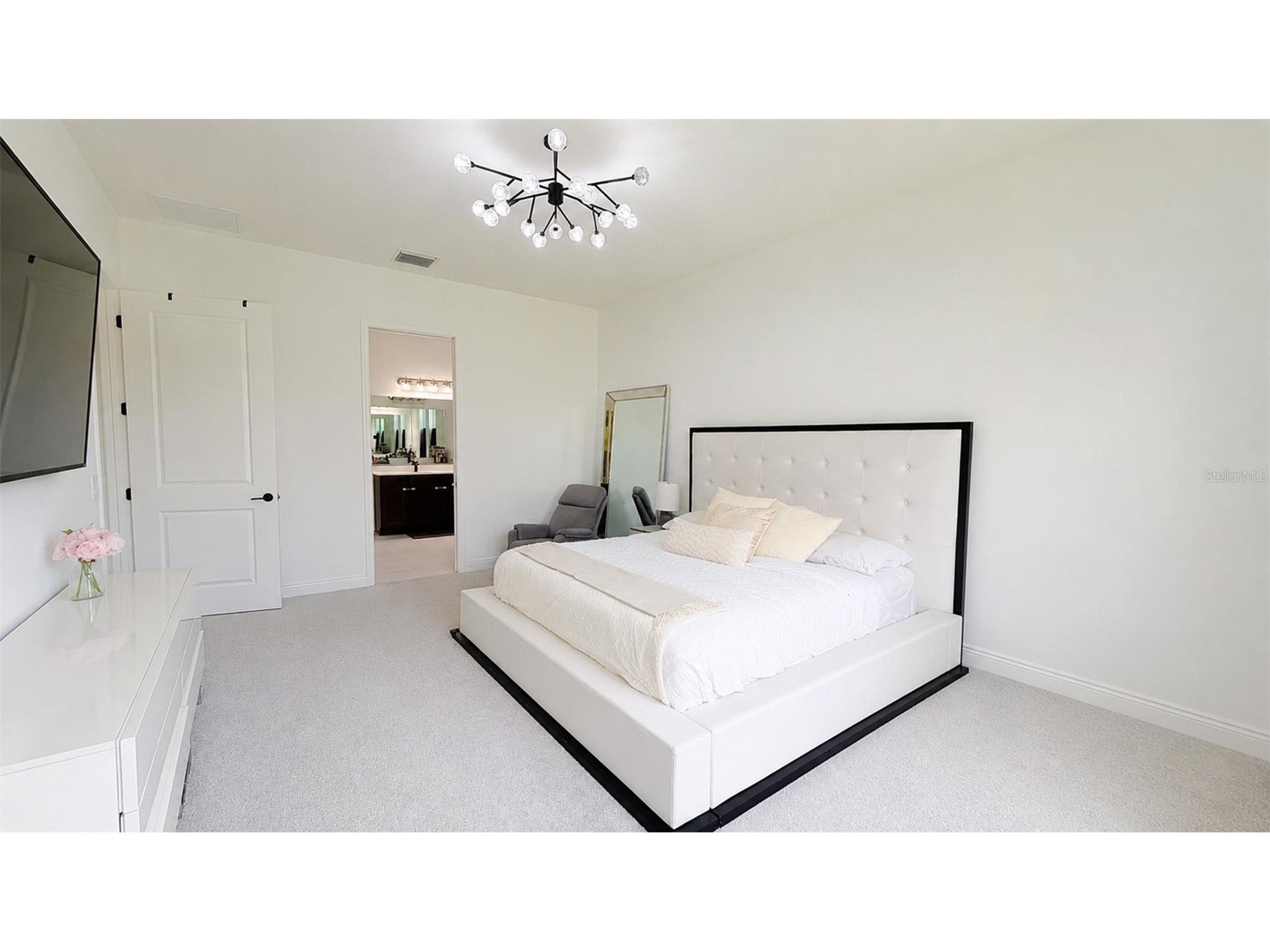 8294 Grande Shores Drive Sarasota FL 34240 A4694938 image20