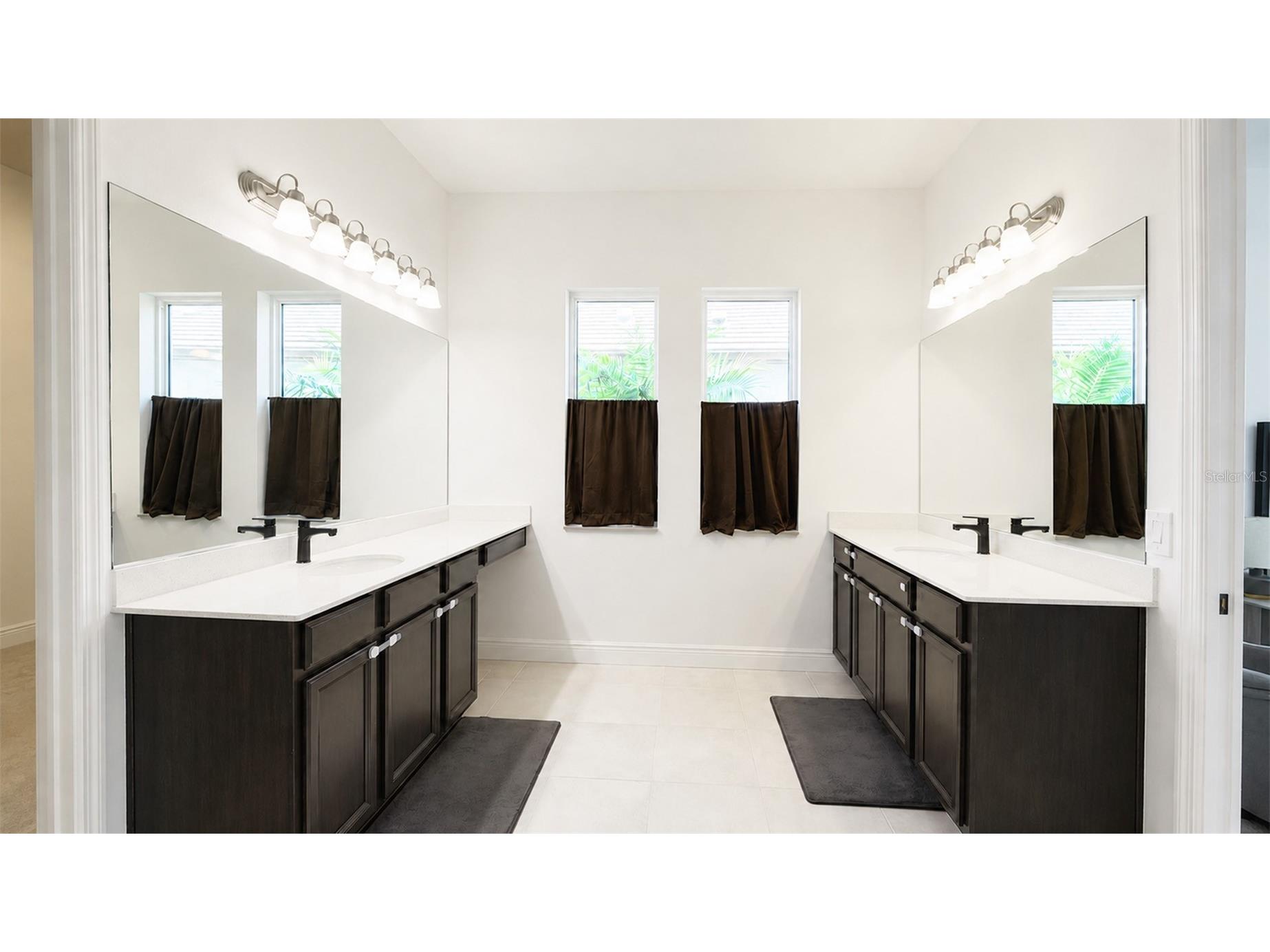 8294 Grande Shores Drive Sarasota FL 34240 A4694938 image21