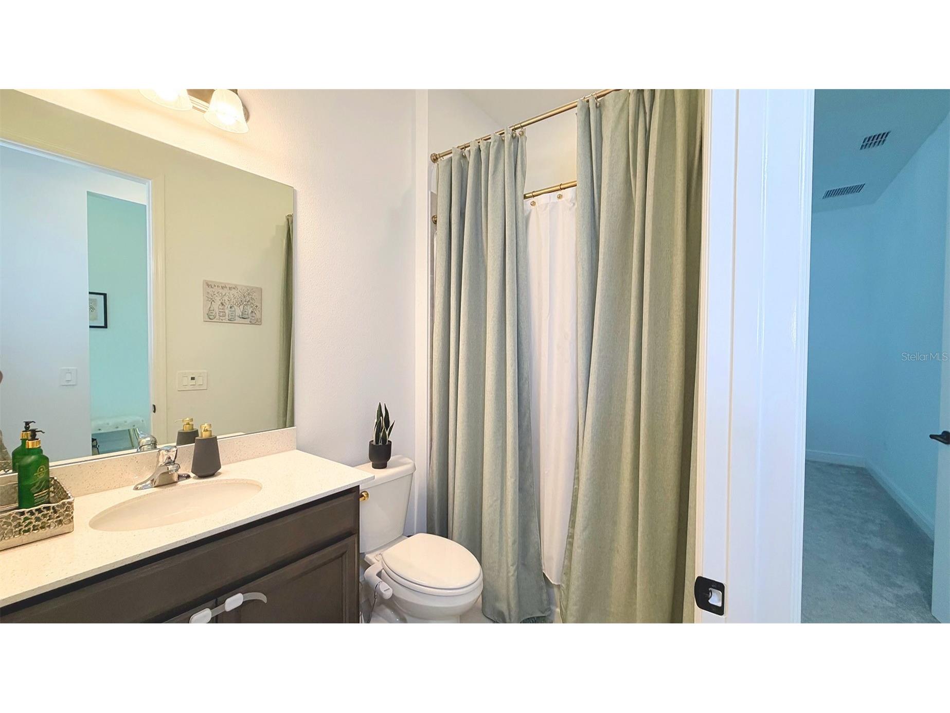 8294 Grande Shores Drive Sarasota FL 34240 A4694938 image24