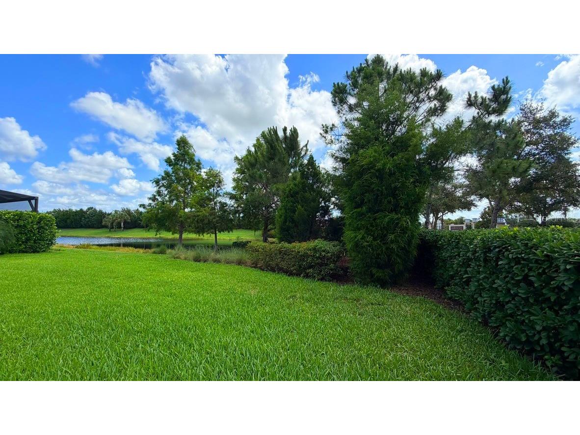 8294 Grande Shores Drive Sarasota FL 34240 A4694938 image35