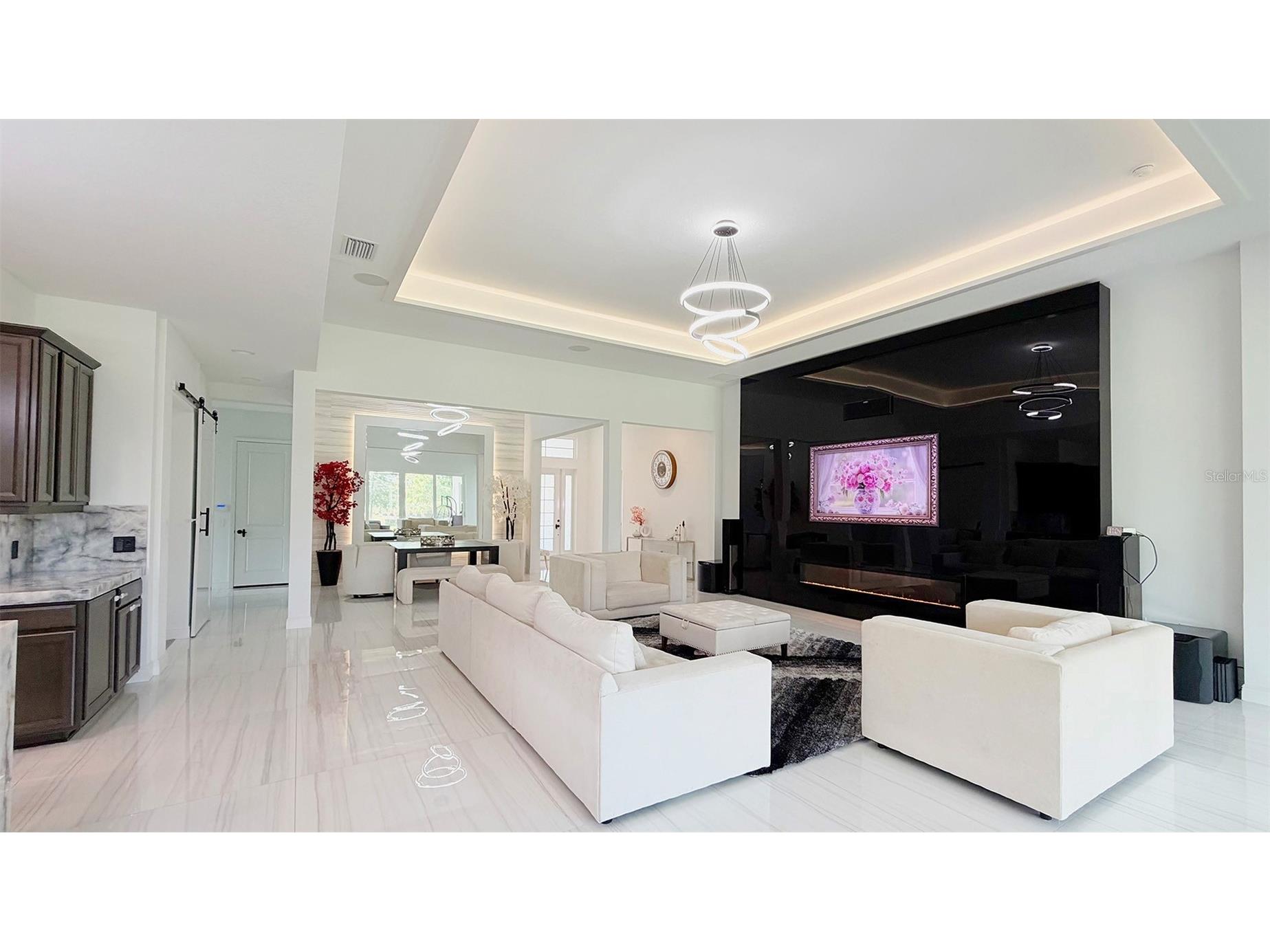 8294 Grande Shores Drive Sarasota FL 34240 A4694938 image9