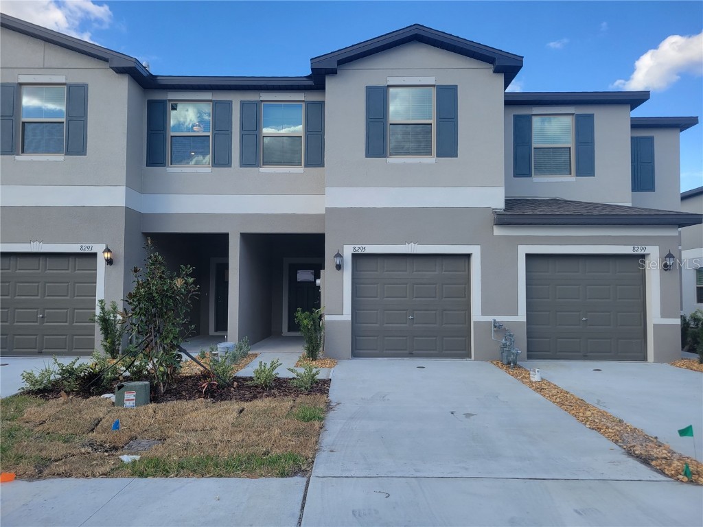 8295 Crescent Oaks Drive New Port Richey FL 34655 T3482944 image1