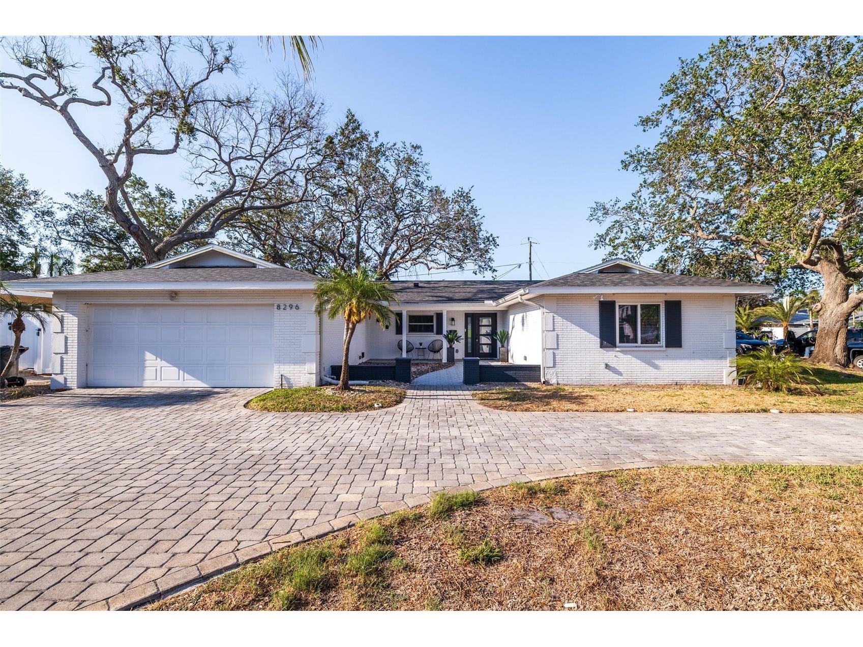8296 33rd Avenue N Saint Petersburg FL 33710 TB8389747 image1