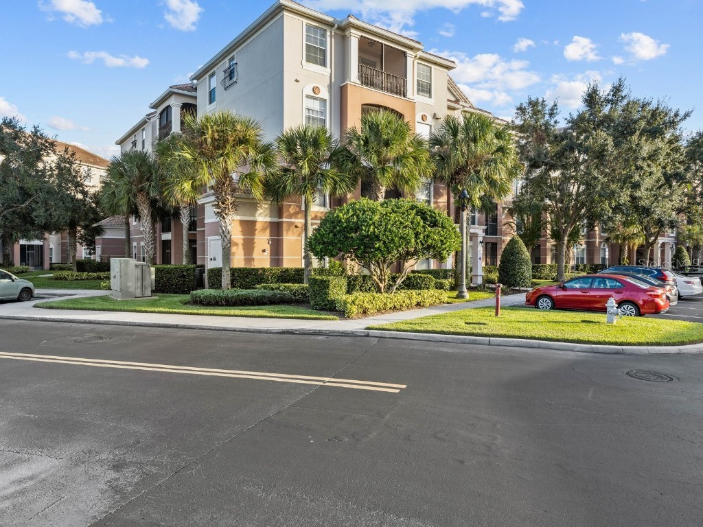 8296 Portofino Drive #305 Davenport FL 33896 O6147786 image1