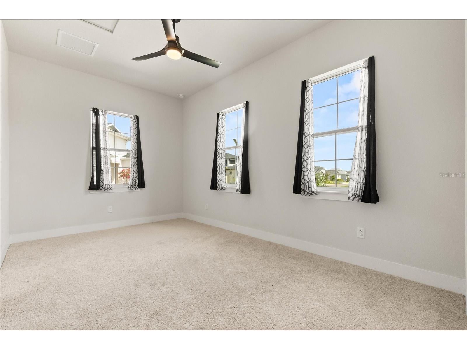 8297 Ivy Stark Boulevard Wesley Chapel FL 33545 O6378040 image11