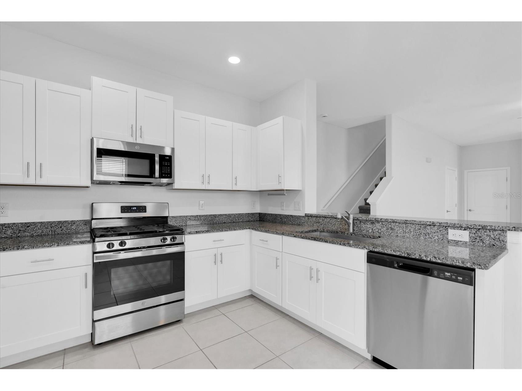 8299 Birch Haven Lane New Port Richey FL 34655 W7884292 image3