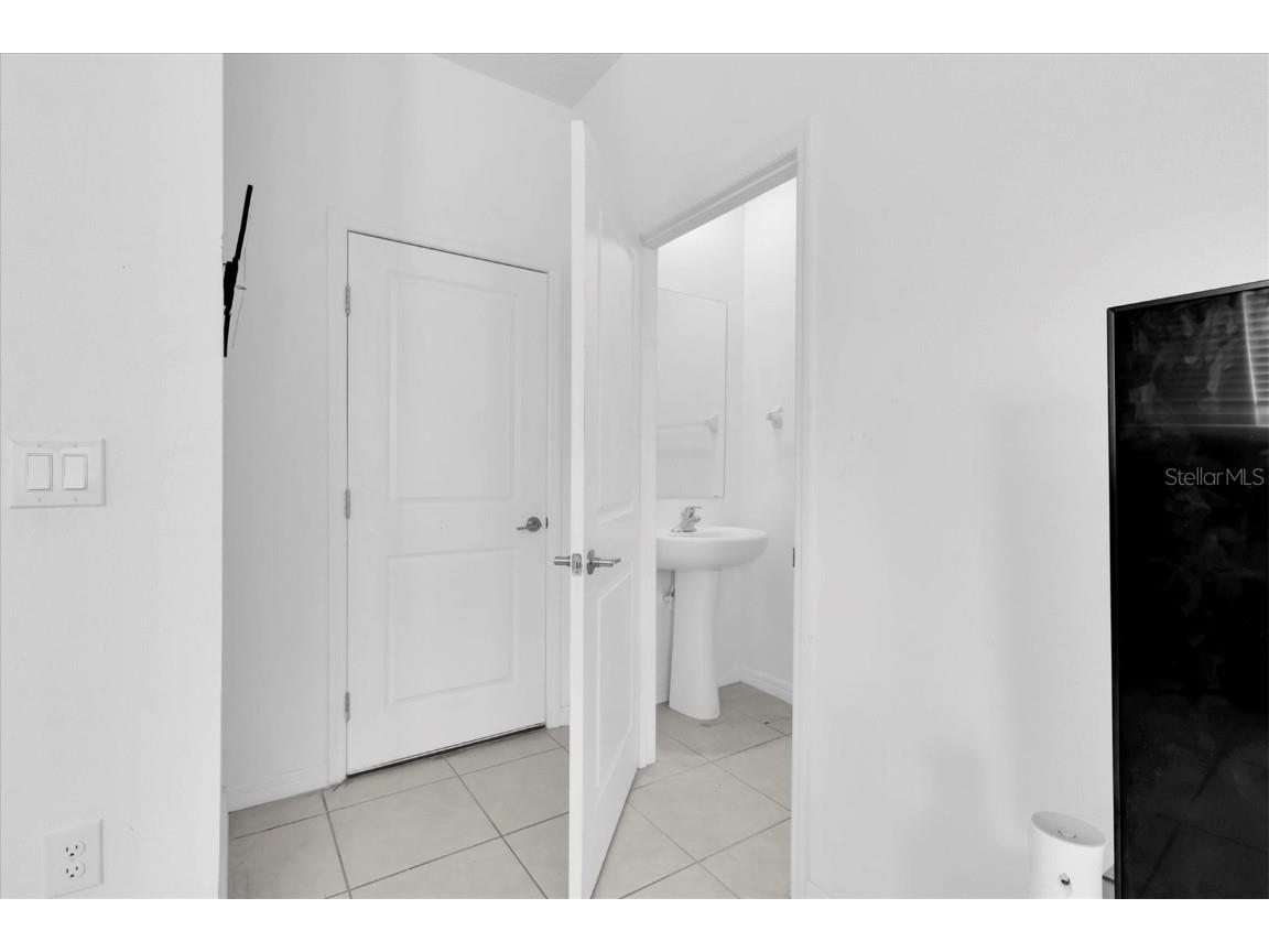 8299 Crescent Oaks Drive New Port Richey FL 34655 TB8370108 image10