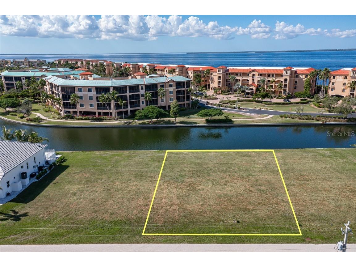 83 Colony Point Drive Punta Gorda FL 33950 C7483595 image1
