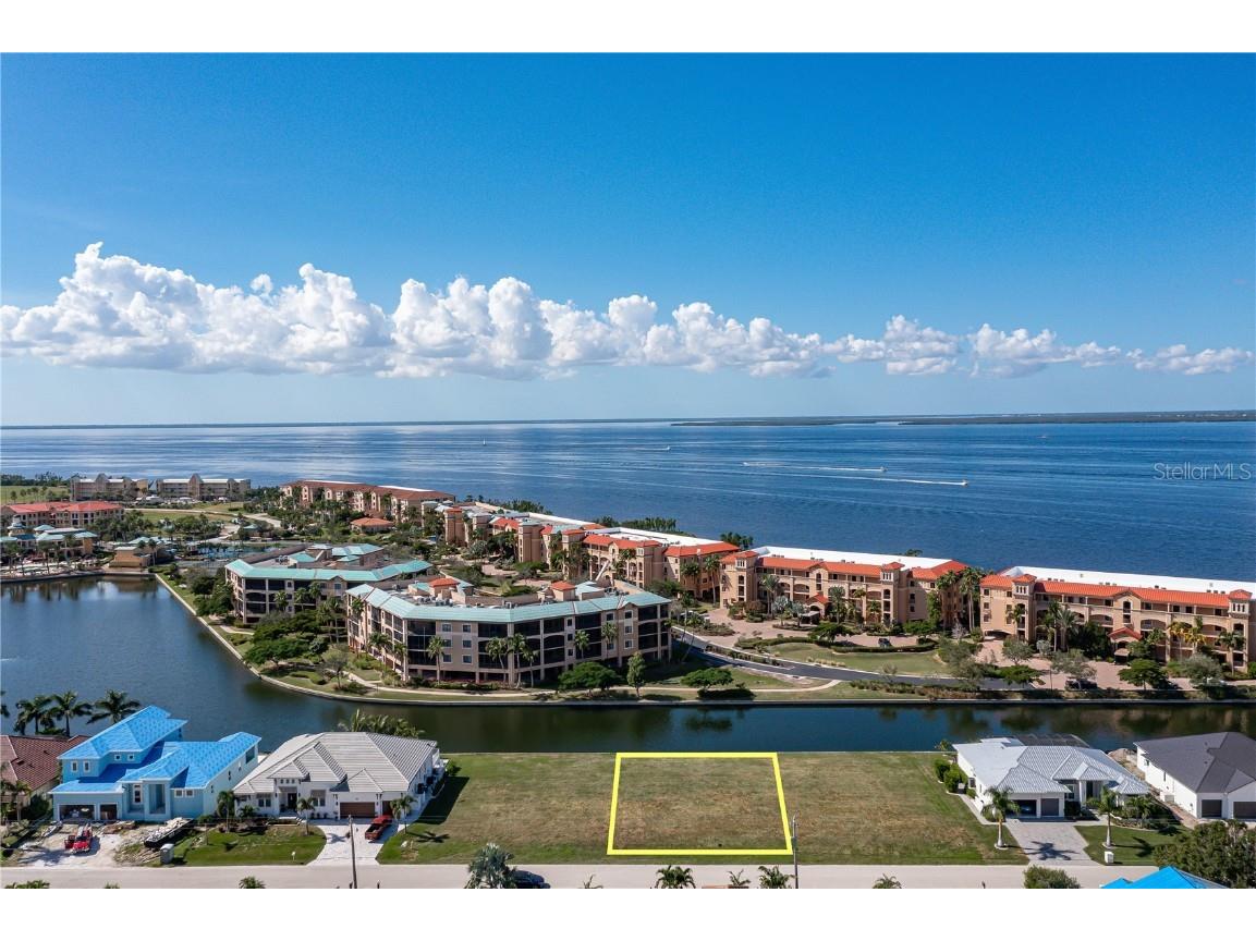 83 Colony Point Drive Punta Gorda FL 33950 C7483595 image4