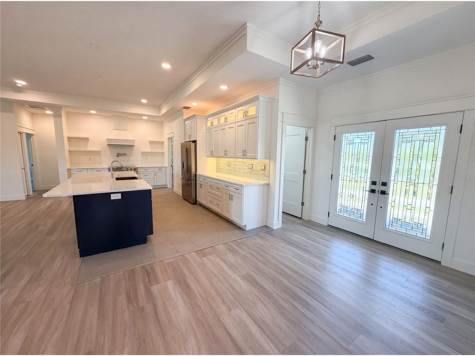 83 Palm Boulevard Dunedin FL 34698 O6400890 image2