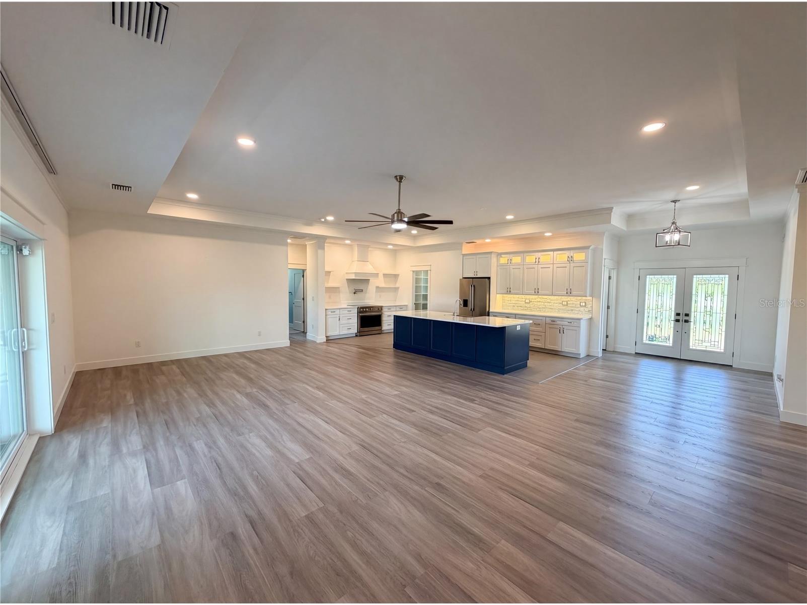 83 Palm Boulevard Dunedin FL 34698 O6400890 image3