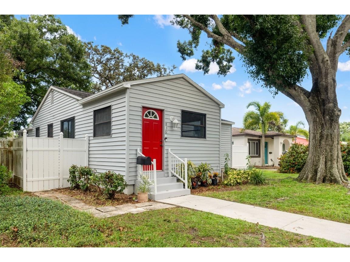 830 47th Avenue N Saint Petersburg FL 33703 TB8405582 image1