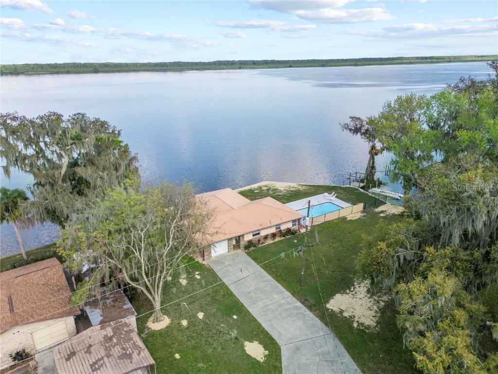 830 County Rd 457 Lake Panasoffkee FL 33538 - LAKE PANASOFFKEE TB8358316 image1