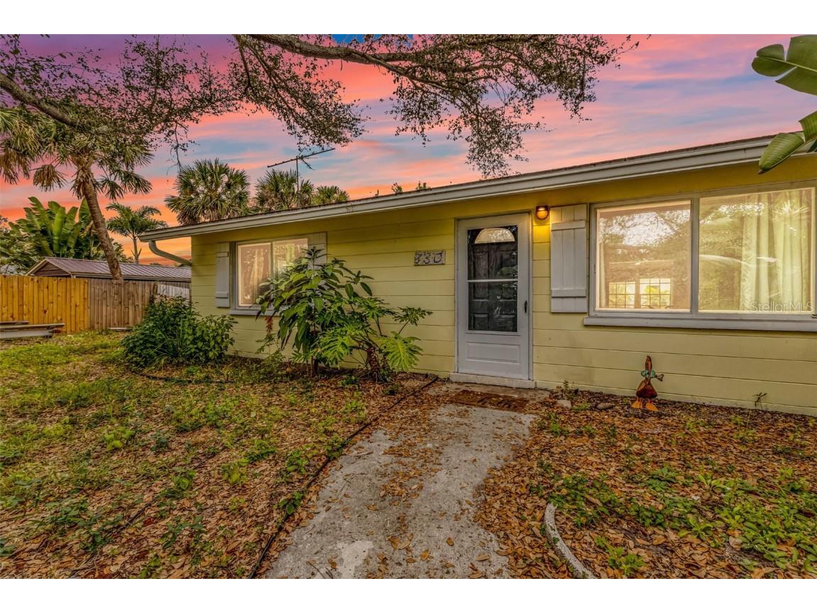 830 E 3rd Street Englewood FL 34223 C7519249 image1