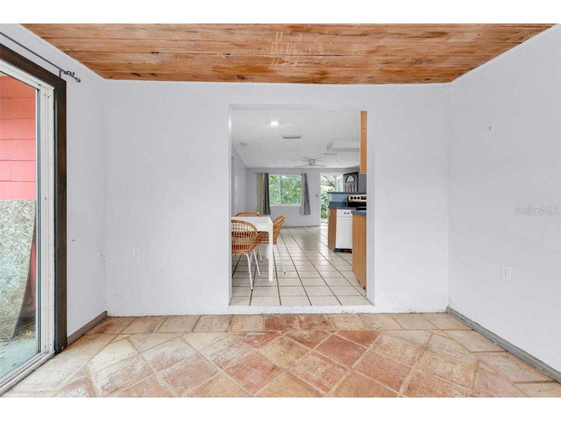 830 E 3rd Street Englewood FL 34223 C7519249 image17