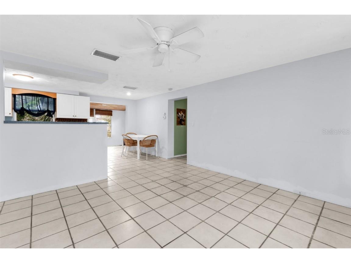 830 E 3rd Street Englewood FL 34223 C7519249 image3