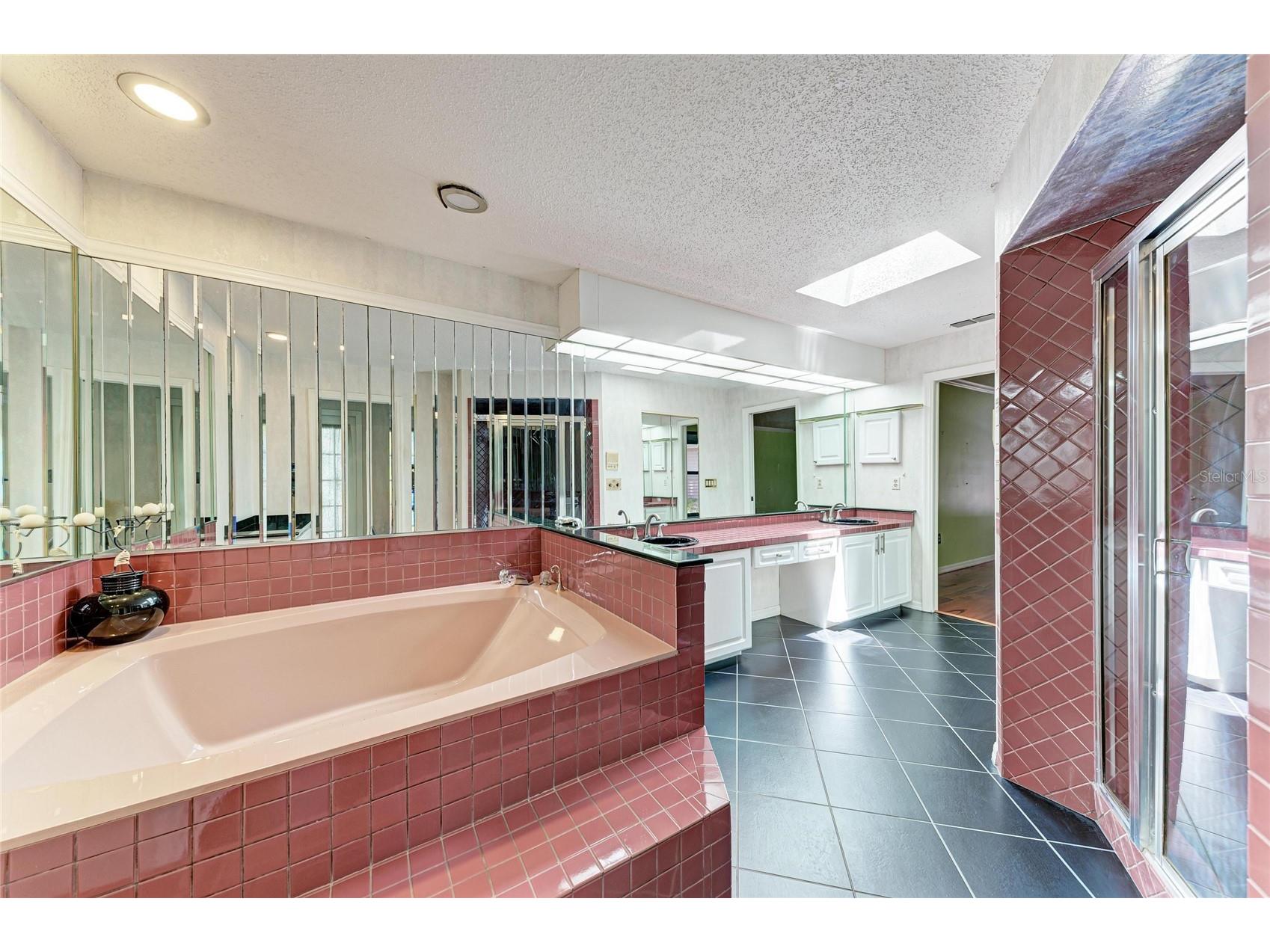 830 Hammockwood Court Sarasota FL 34232 A4691916 image15