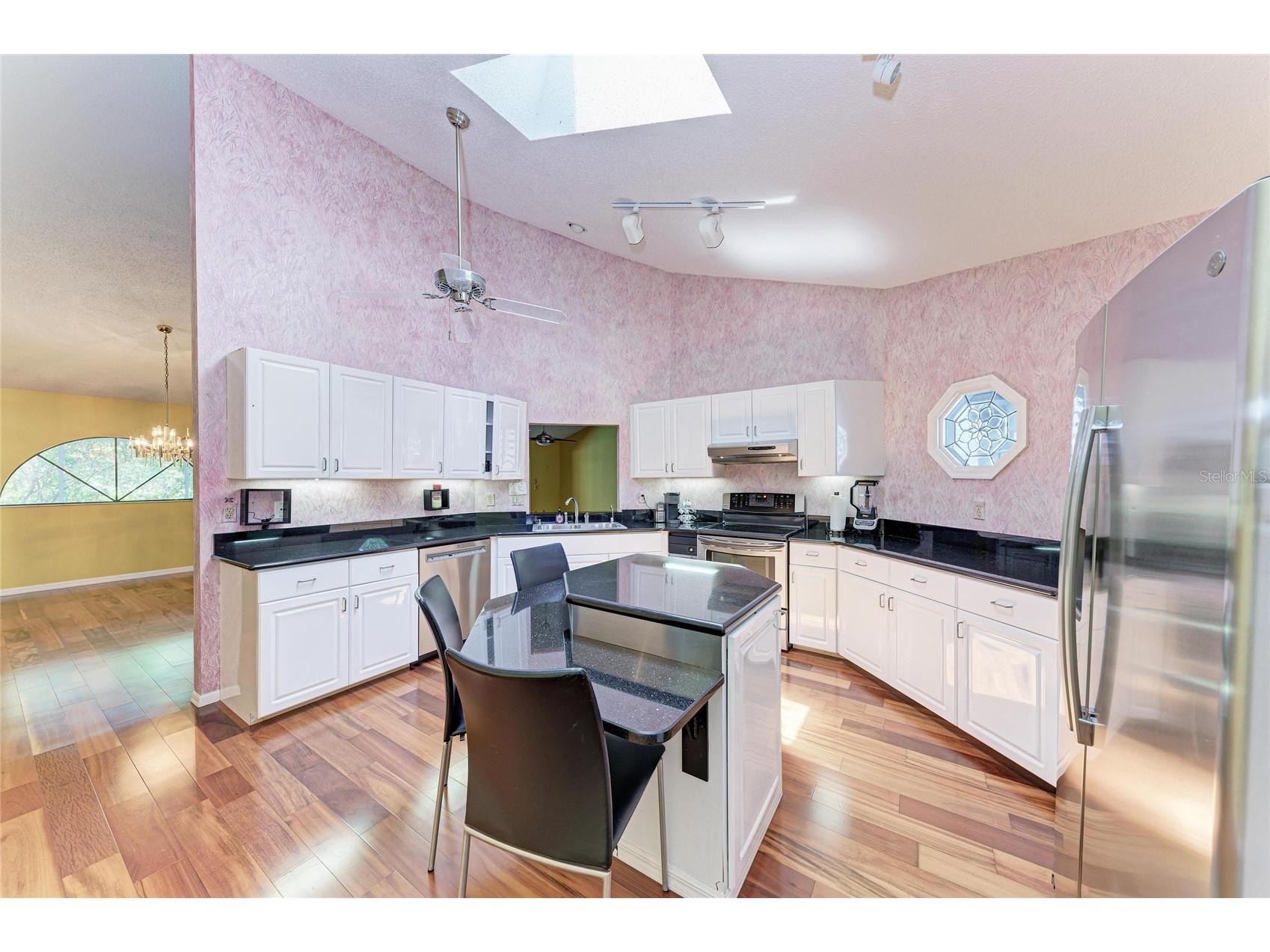 830 Hammockwood Court Sarasota FL 34232 A4691916 image6
