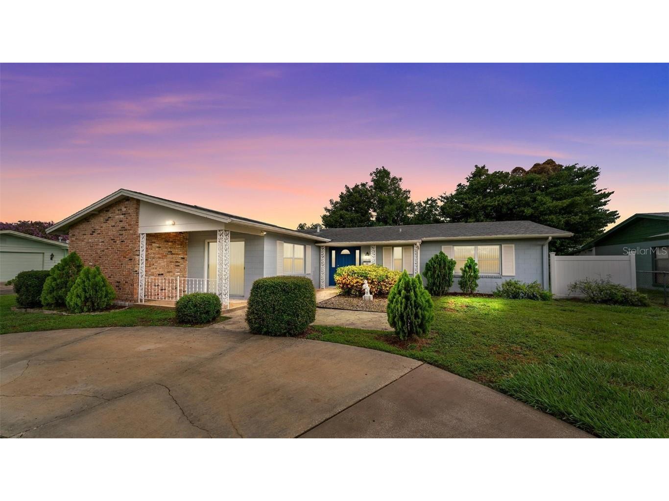 830 Hawkes Ave Orlando FL 32809 O6320566 image1