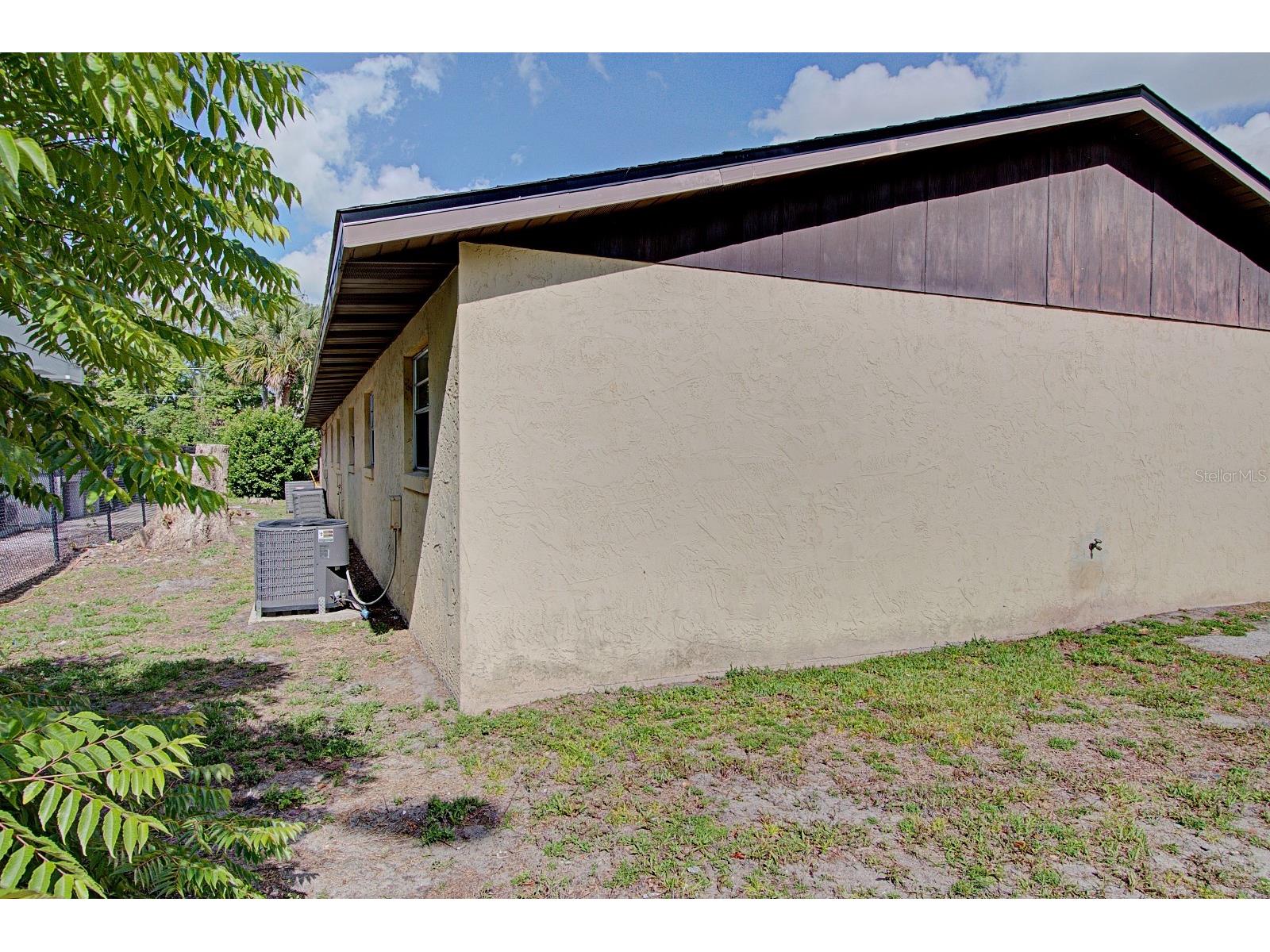 830 N Clake Street Deland FL 32724 V4948862 image5