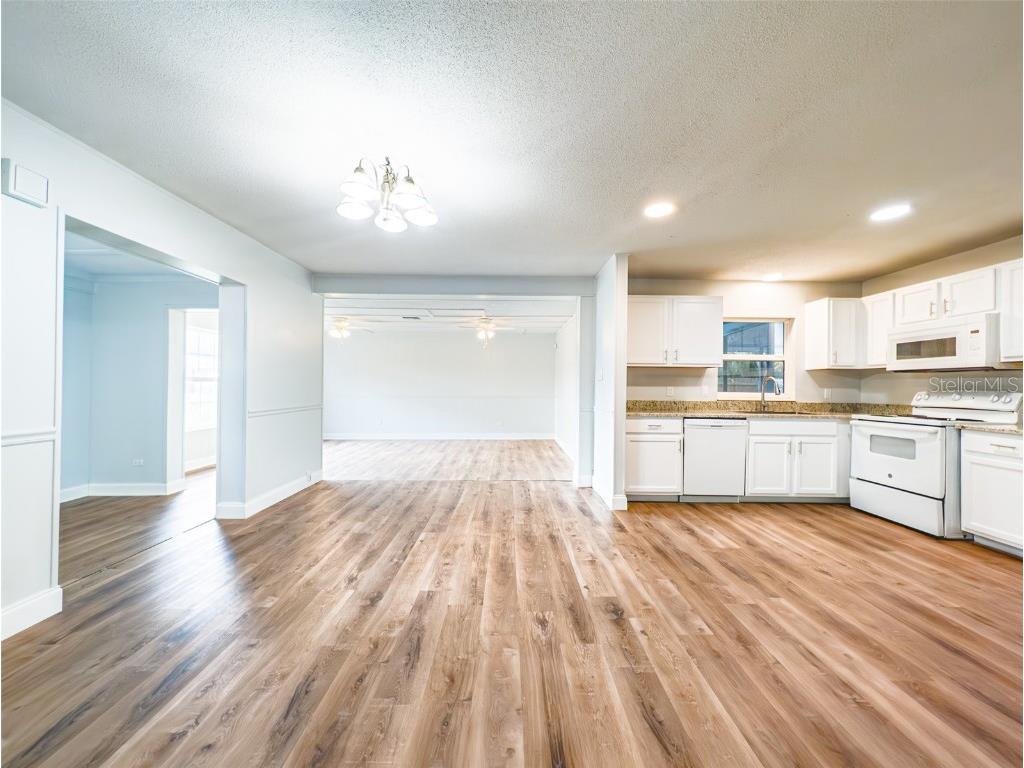 830 N Sunset Drive Mount Dora FL 32757 O6348338 image3