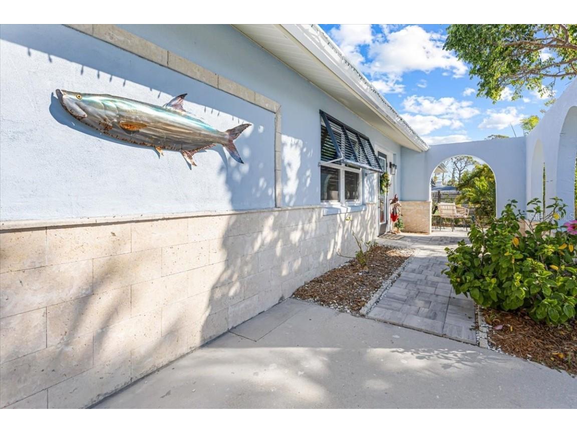 830 Park Road Englewood FL 34223 D6144879 image3