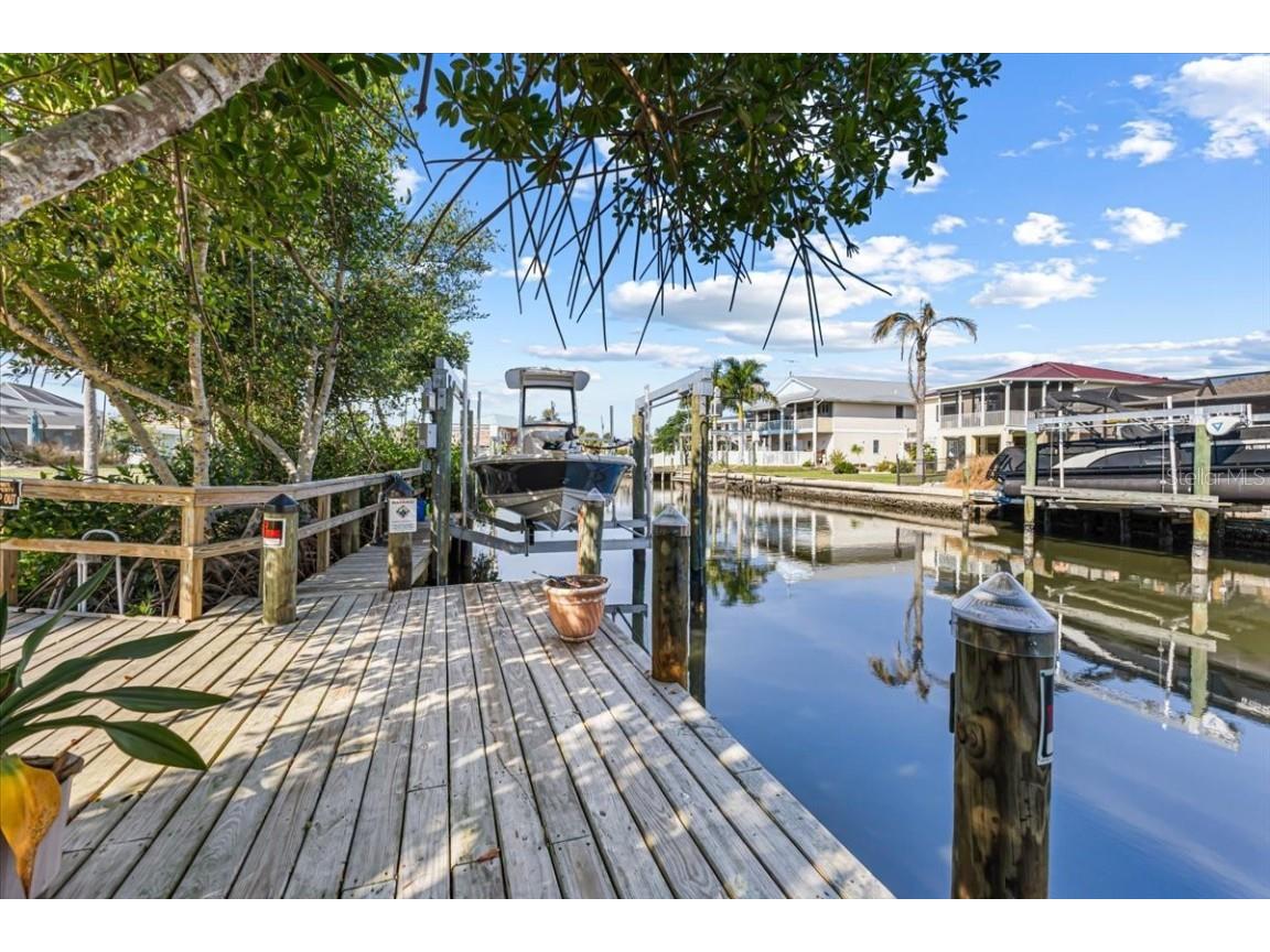 830 Park Road Englewood FL 34223 D6144879 image46