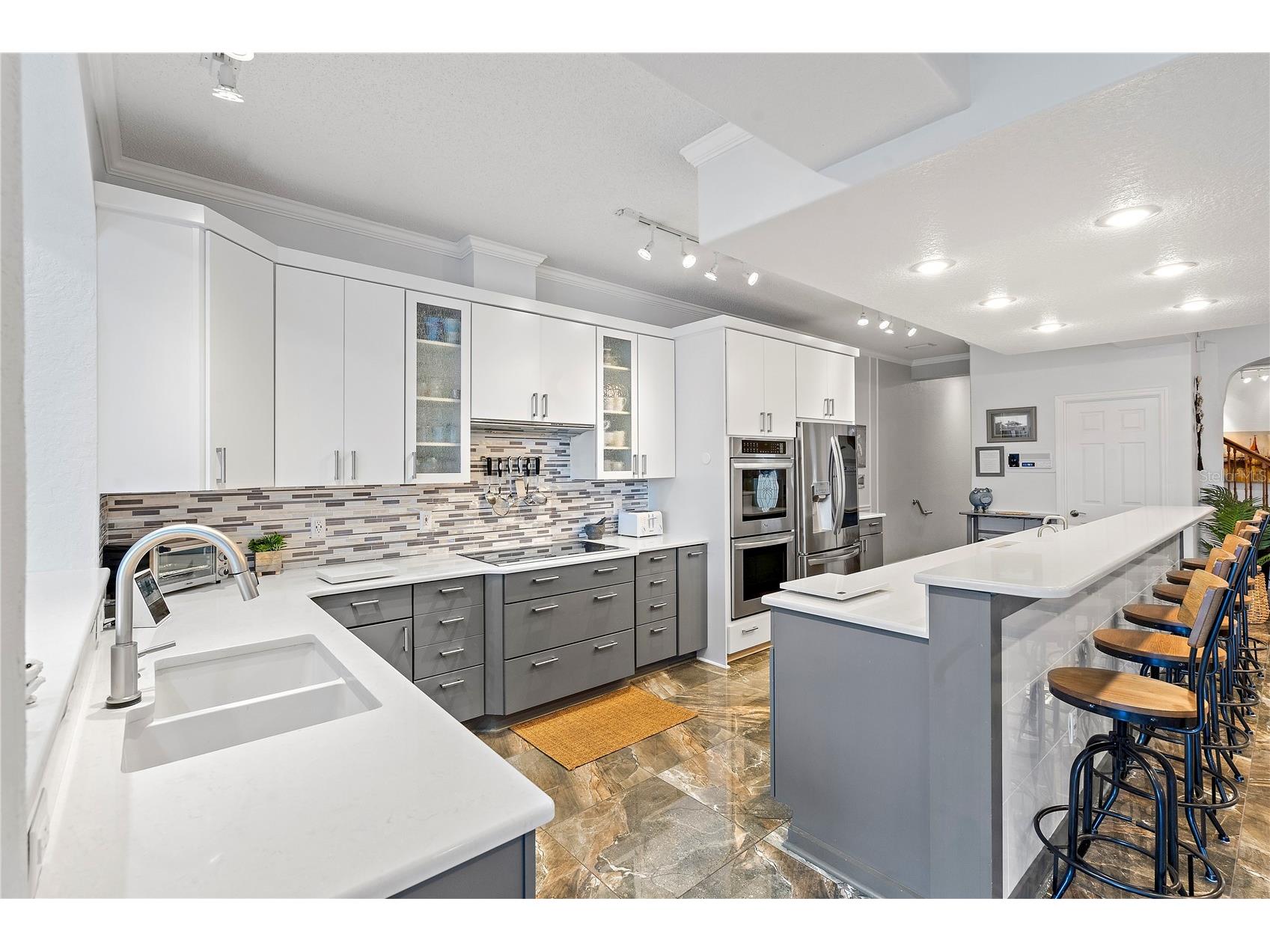 830 Pinellas Bayway S Saint Petersburg FL 33715 - GRAND CANAL TB8490122 image10