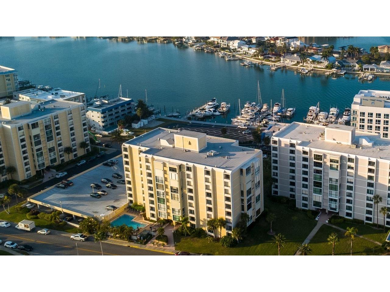 830 S Gulfview Boulevard #502 Clearwater Beach FL 33767 TB8471359 image2