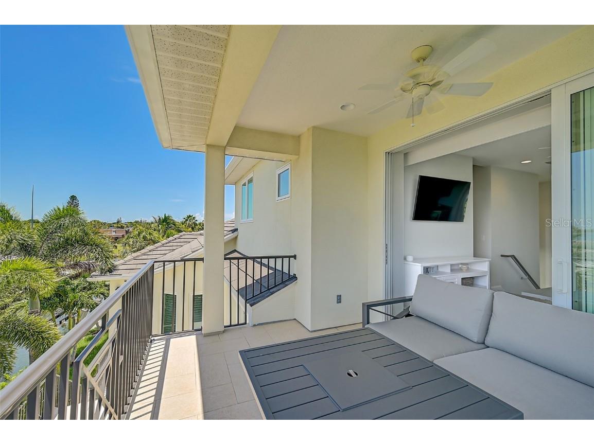 830 Tarawitt Drive Longboat Key FL 34228 A4660191 image39
