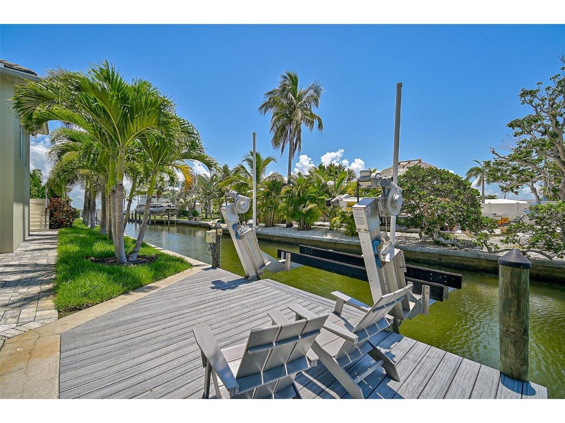 830 Tarawitt Drive Longboat Key FL 34228 A4660191 image54
