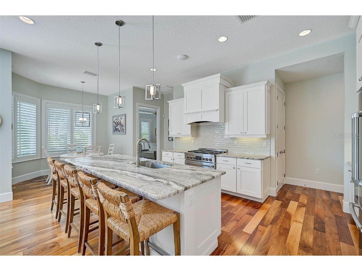 830 Tarawitt Drive Longboat Key FL 34228 A4660191 image8