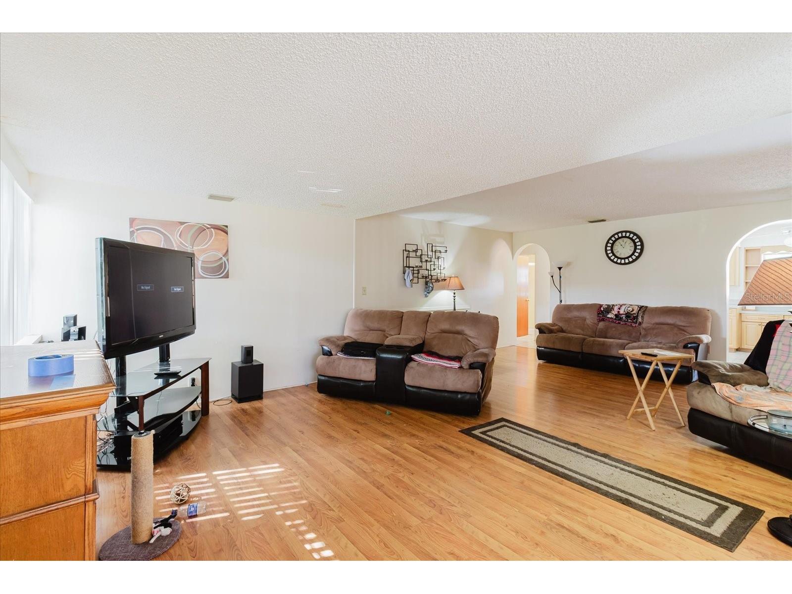 8300 54th Street N Pinellas Park FL 33781 TB8496905 image13