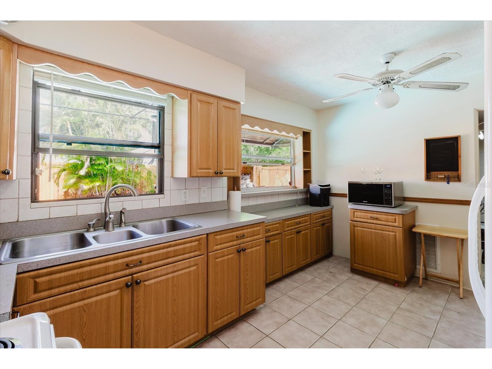 8300 54th Street N Pinellas Park FL 33781 TB8496905 image19