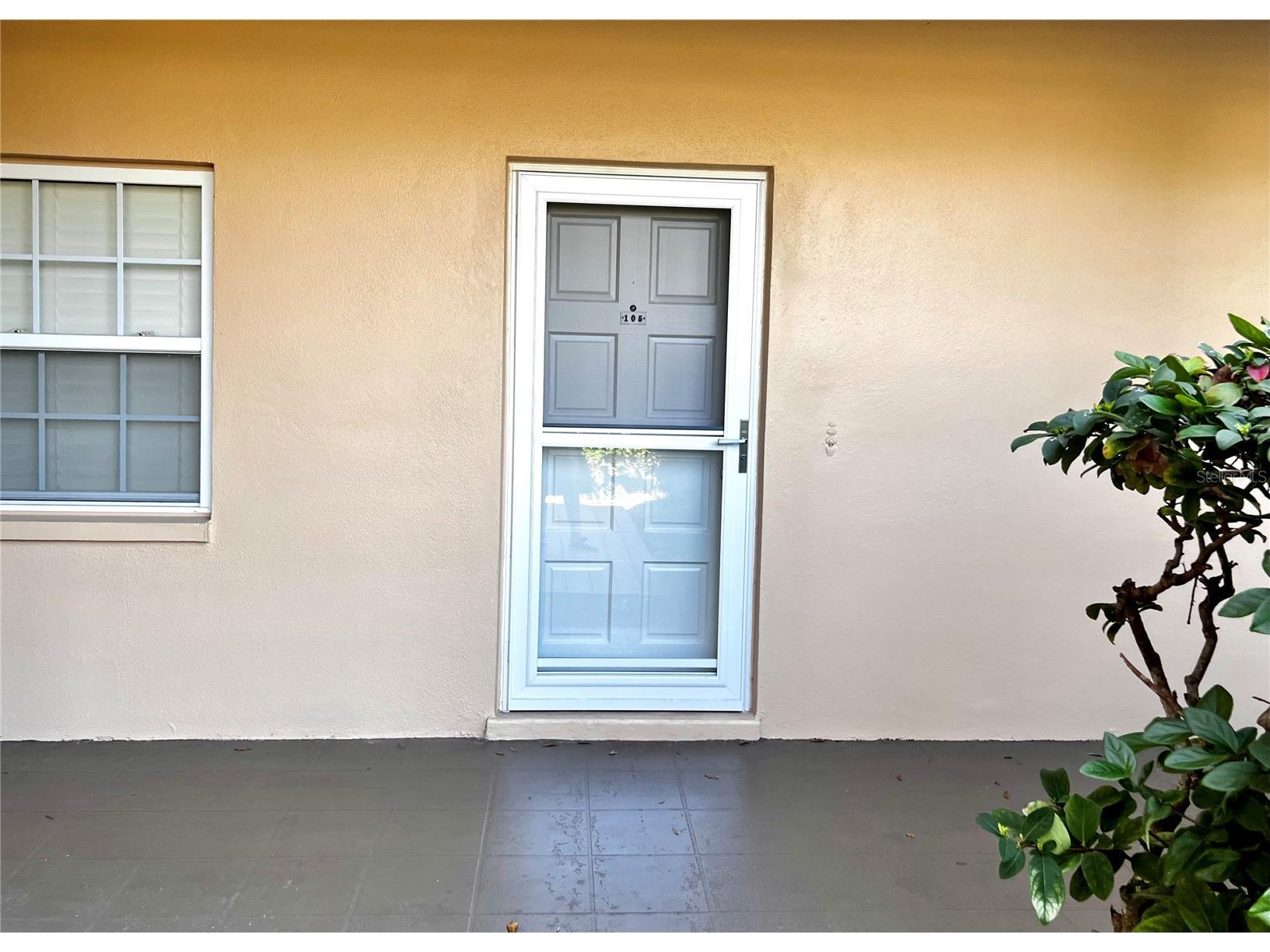 8300 Bardmoor Boulevard #105 Seminole FL 33777 O6386551 image2