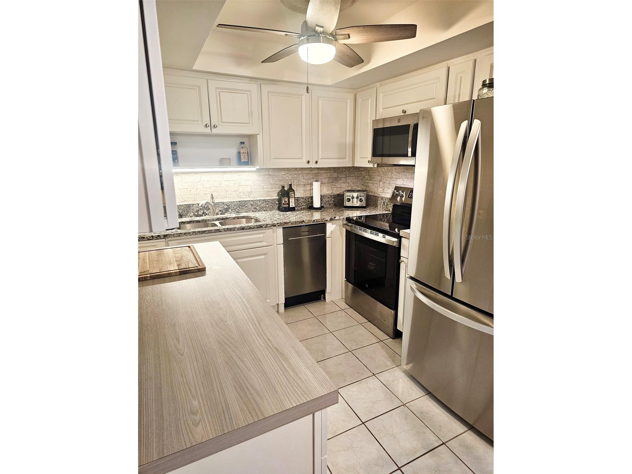 8300 Bardmoor Boulevard #105 Seminole FL 33777 O6386551 image5