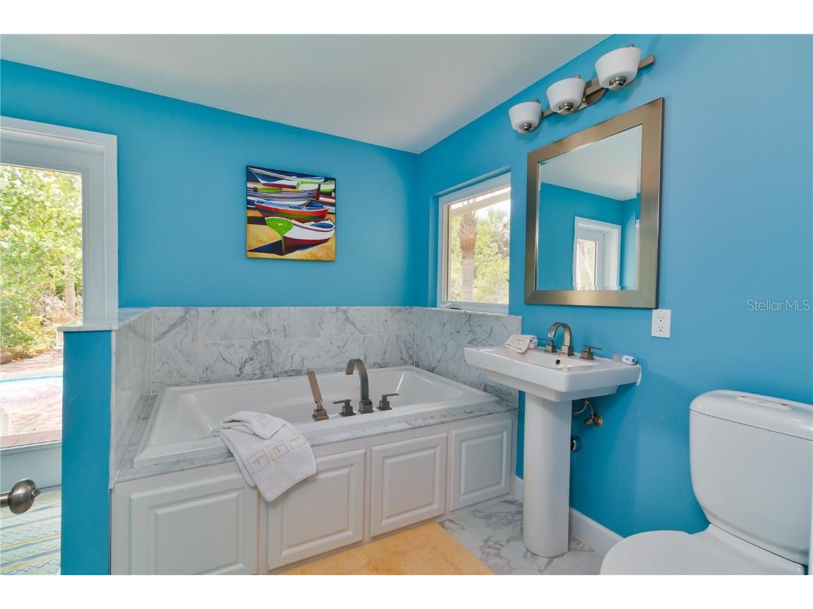 8300 Manasota Key Road Englewood FL 34223 - GULF OF MEXICO C7448562 image26