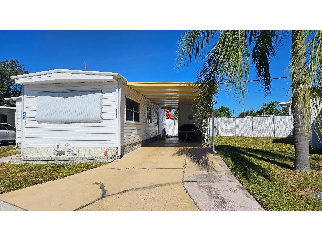 8300 N Seminole Boulevard #403 Seminole FL 33772 TB8443701 image1