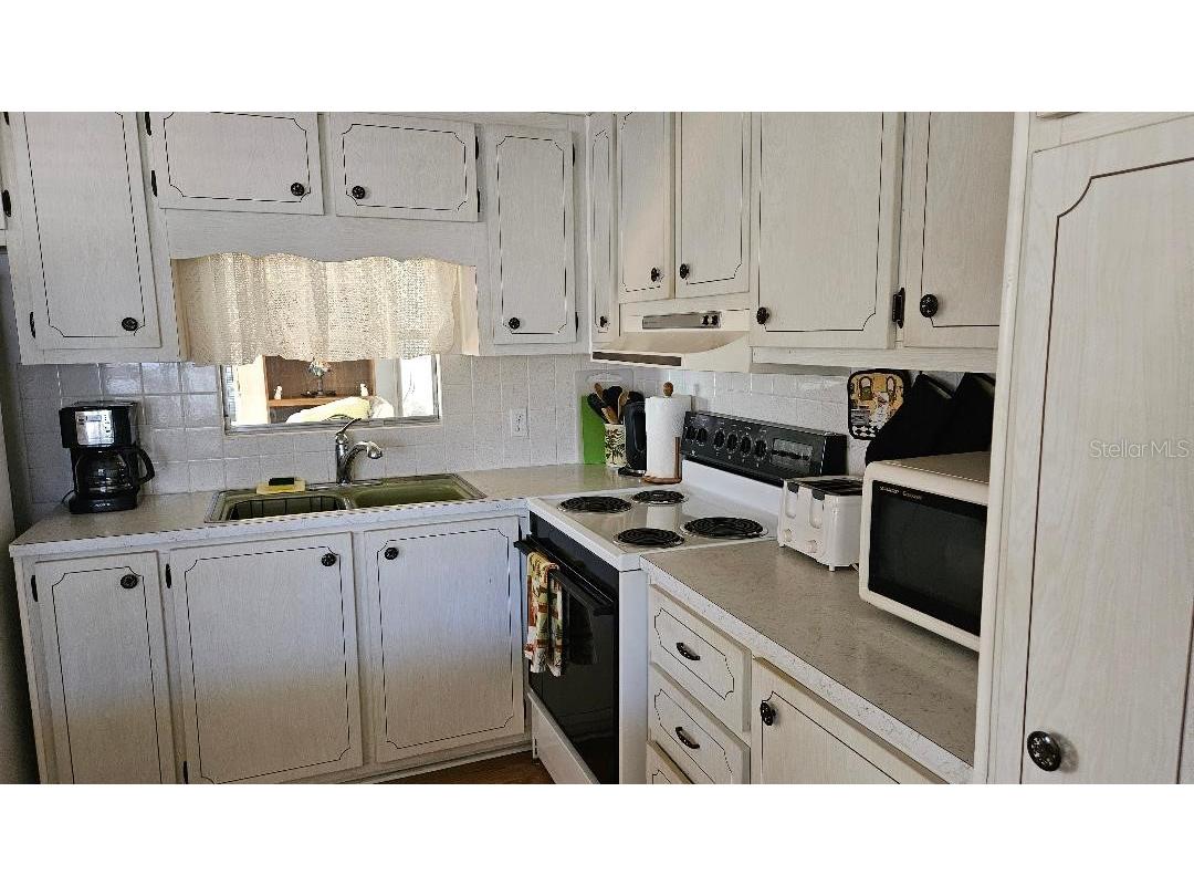 8300 N Seminole Boulevard #403 Seminole FL 33772 TB8443701 image5