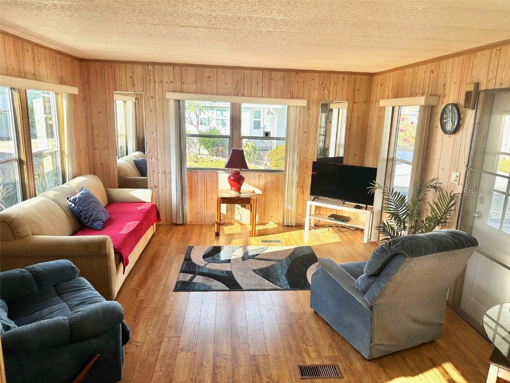 8300 Seminole Boulevard #318 Seminole FL 33772 TB8450693 image3