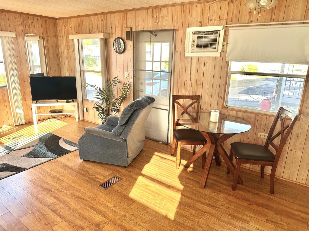 8300 Seminole Boulevard #318 Seminole FL 33772 TB8450693 image4