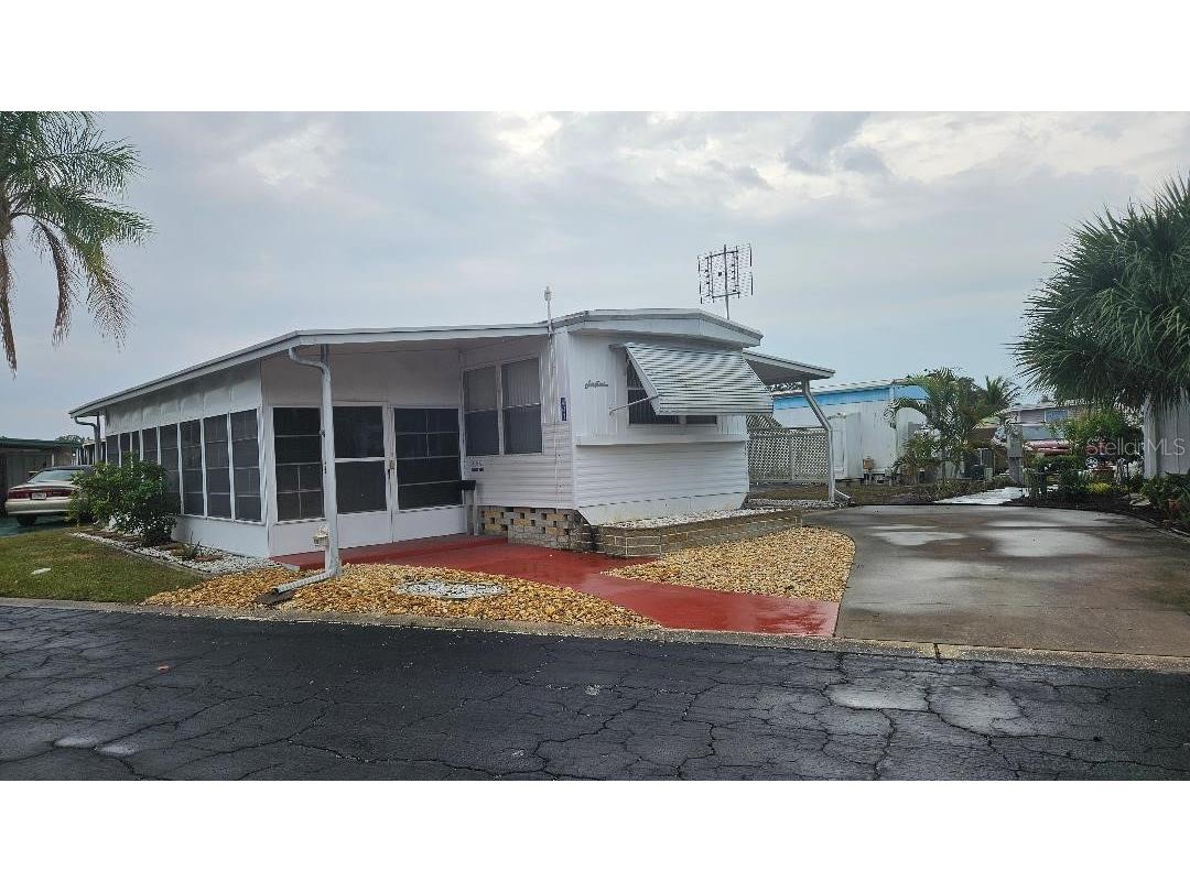 8300 Seminole Boulevard #444 Seminole FL 33772 TB8452227 image2