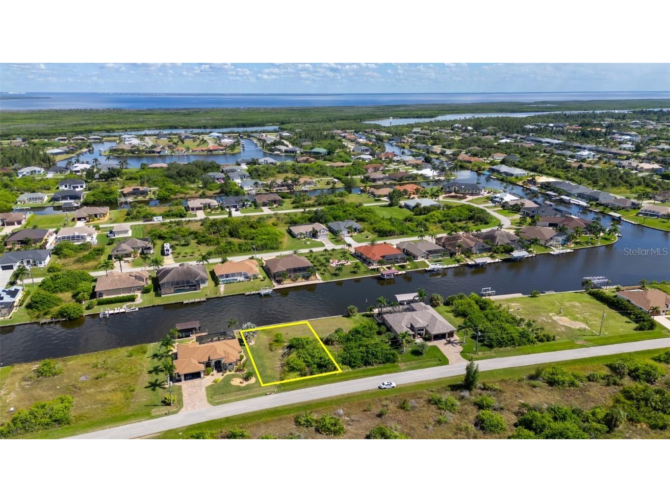 8300 Tecumseh Circle Port Charlotte FL 33981 - TECUMSEH WATERWAY C7516325 image2